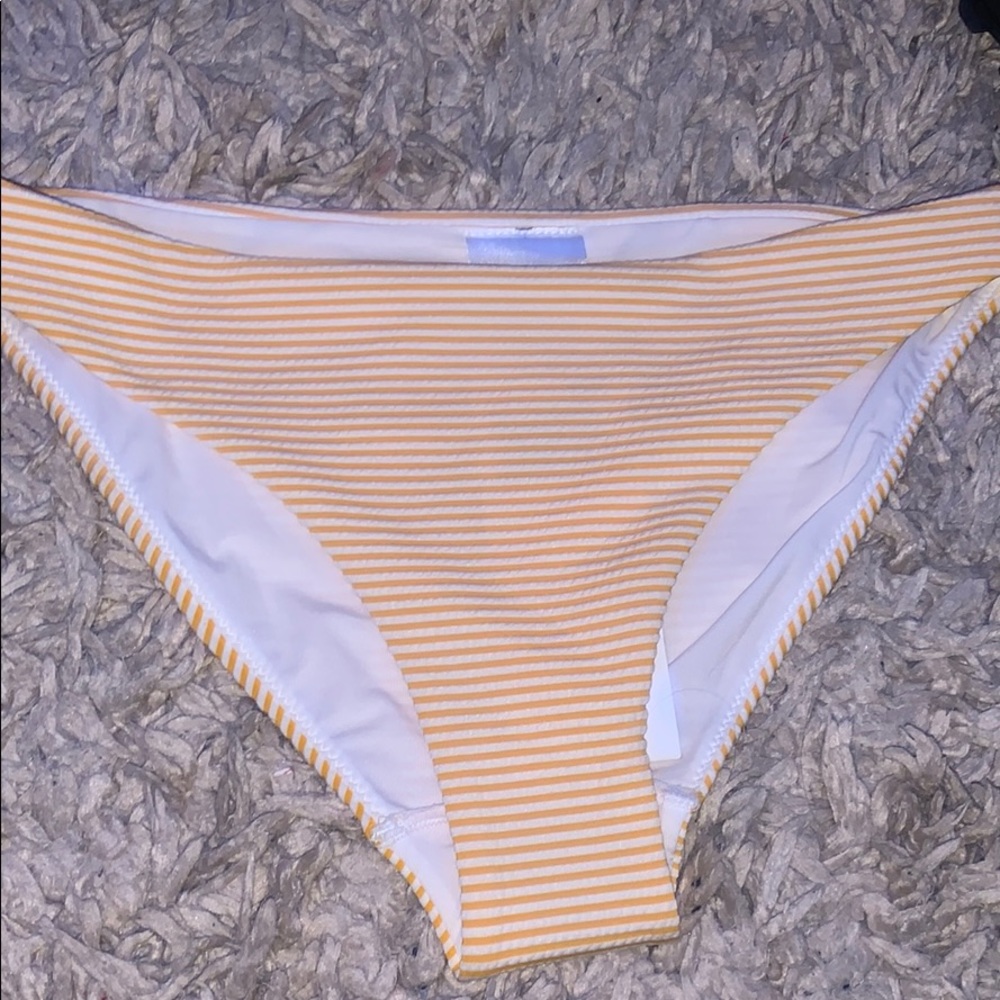 NWT! H&M yellow and white stripped bikini bottoms